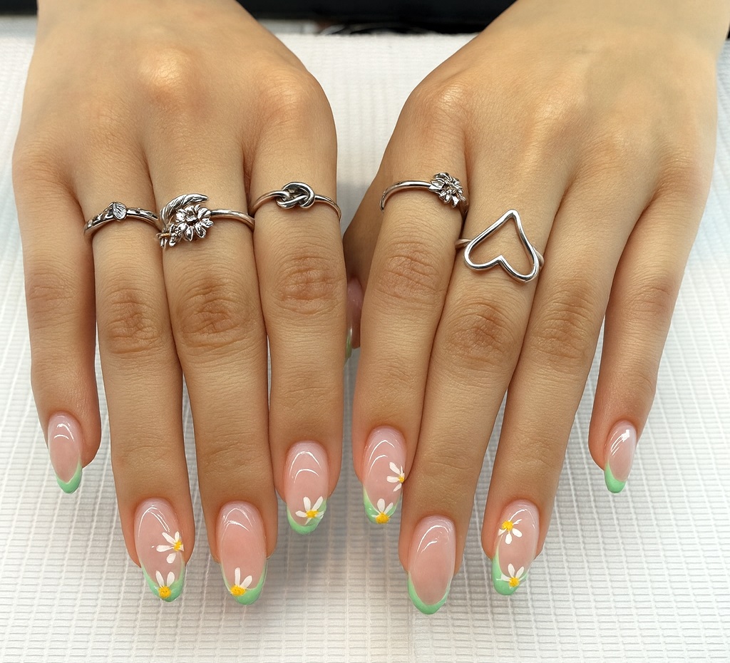 Best Nail Salon in Waco for Gel, Dip & Pedicure – Try Us Today